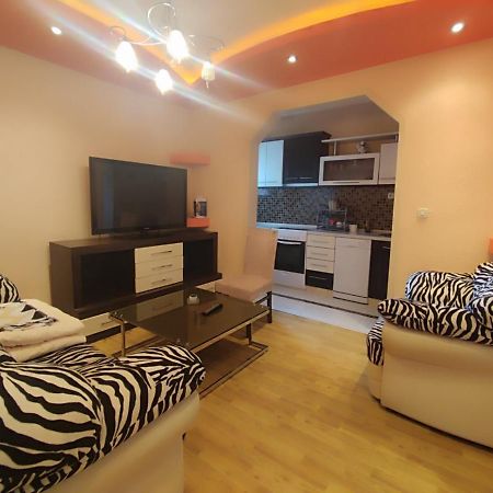 Gogo Apartments Ohrid Buitenkant foto